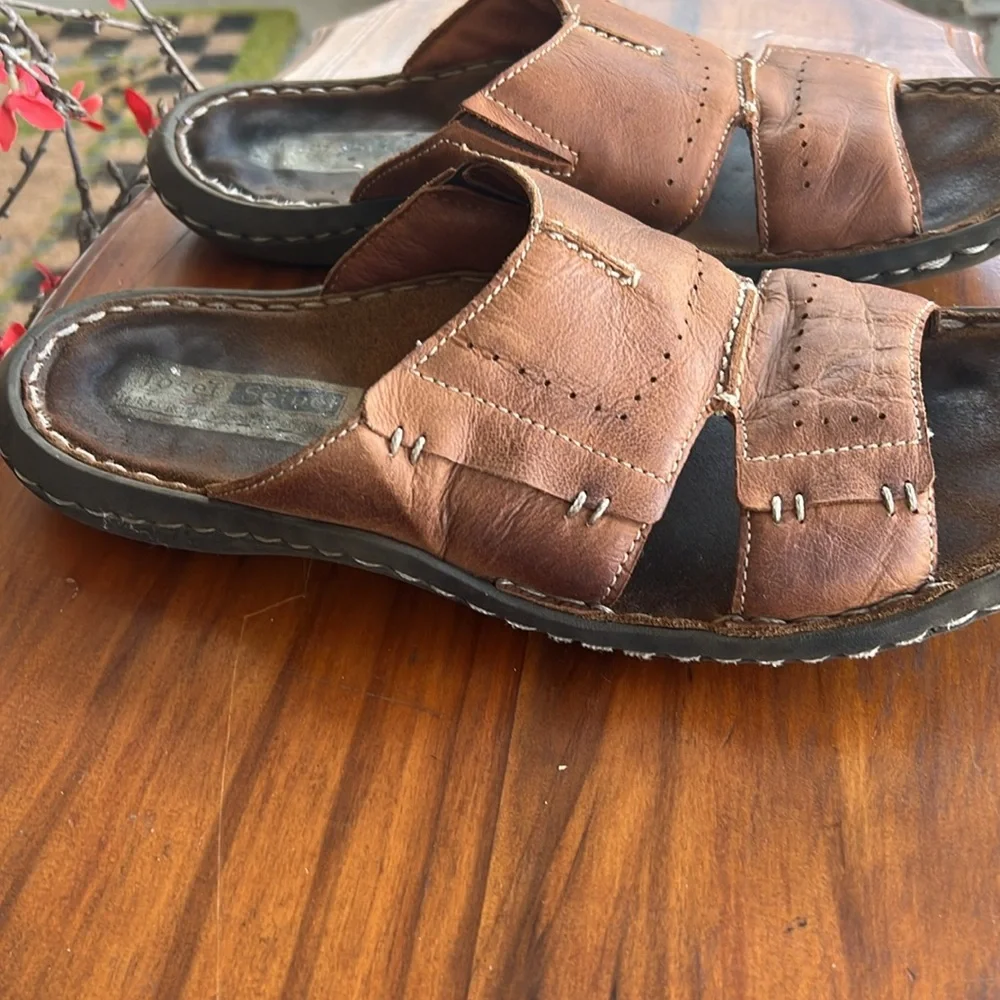 Josef Seibel Leather Slides Size 44